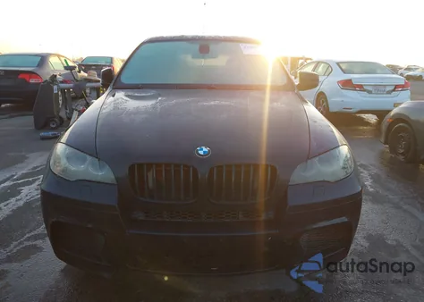 2011 BMW X6 M z USA, uszkodzony, nr VIN 5YMGZ0C52BLK14010